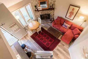 Beautiful Wintergreen Resort townhome! Groups and pets welcome!